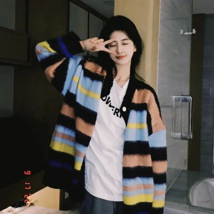 刻在石磨上的勋章